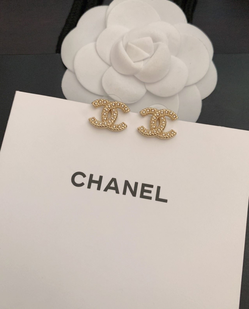 Ch**el earrings